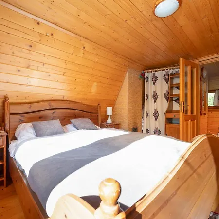 Chalet Janosik - Góralski - Drewniany Z Kominkiem I Dużym Ogrodem, Psiolubny